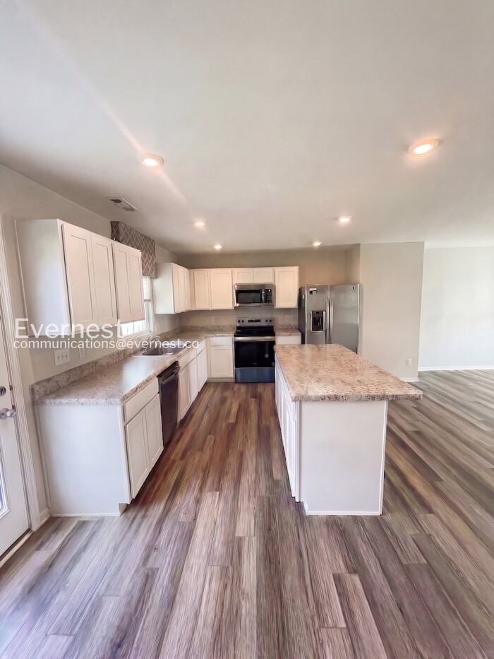 1016 Concord Springs Dr - Photo 2 of 34