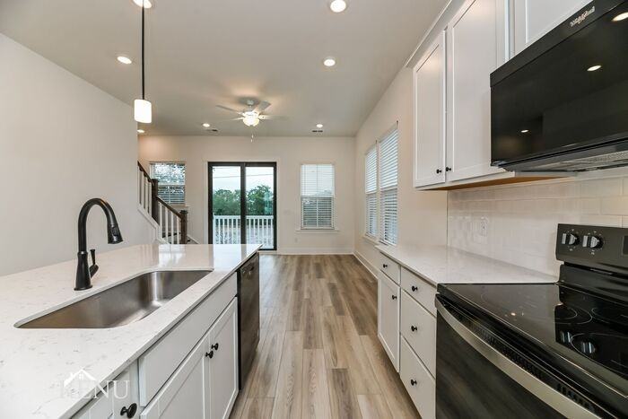 4275 Ohear Ave #402 - Photo 6 of 20