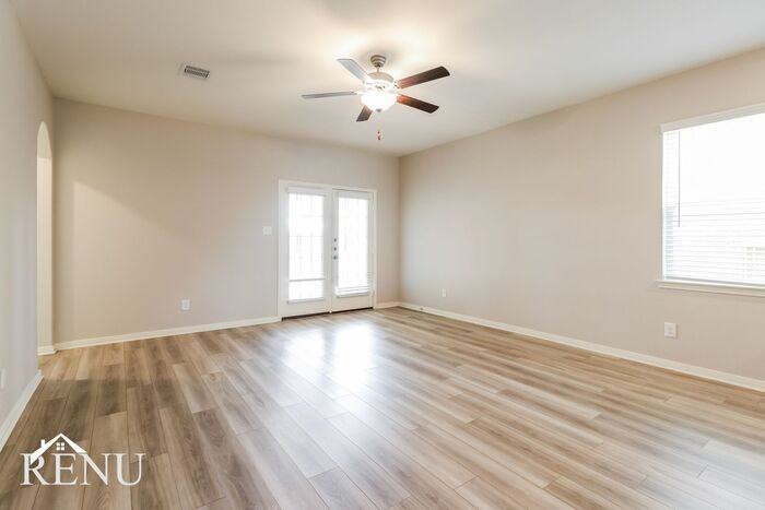 25402 Cypress Bend Dr - Photo 6 of 19