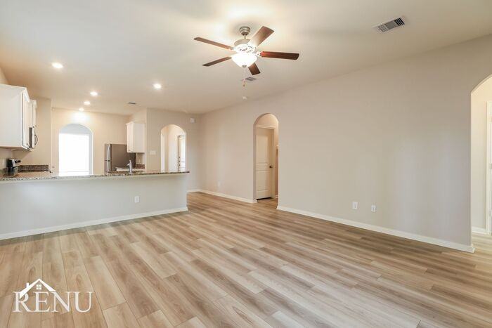 25402 Cypress Bend Dr - Photo 7 of 19