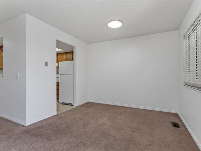 816 E Gatewood Dr #816 - Photo 6 of 19