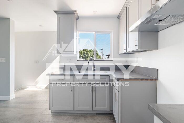 5222 Repetto Ave #5222 - Photo 4 of 21