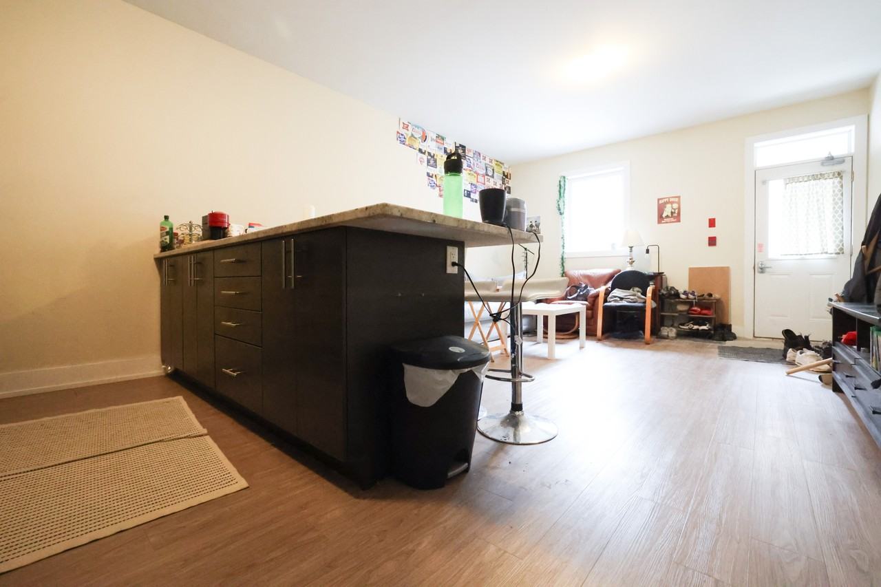 185 Henderson Avenue #1 - Photo 3 of 13