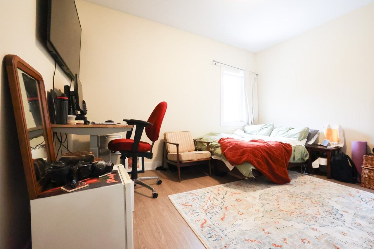 185 Henderson Avenue #1 - Photo 7 of 13