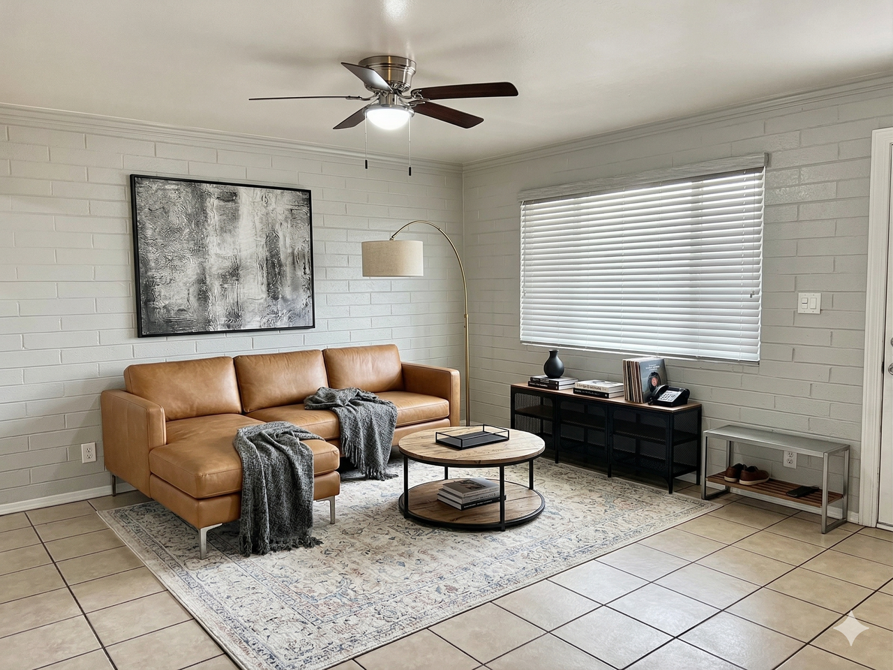 7024 N 76th Ave #3 - Photo 5 of 33