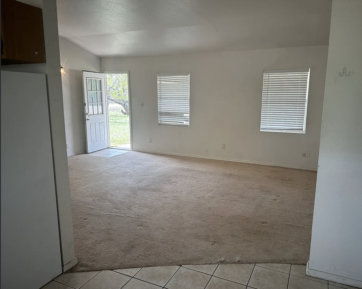 108 Fleury Way #NA - Photo 3 of 7