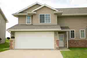 featured image of 6302 Pawnee Ln #6302