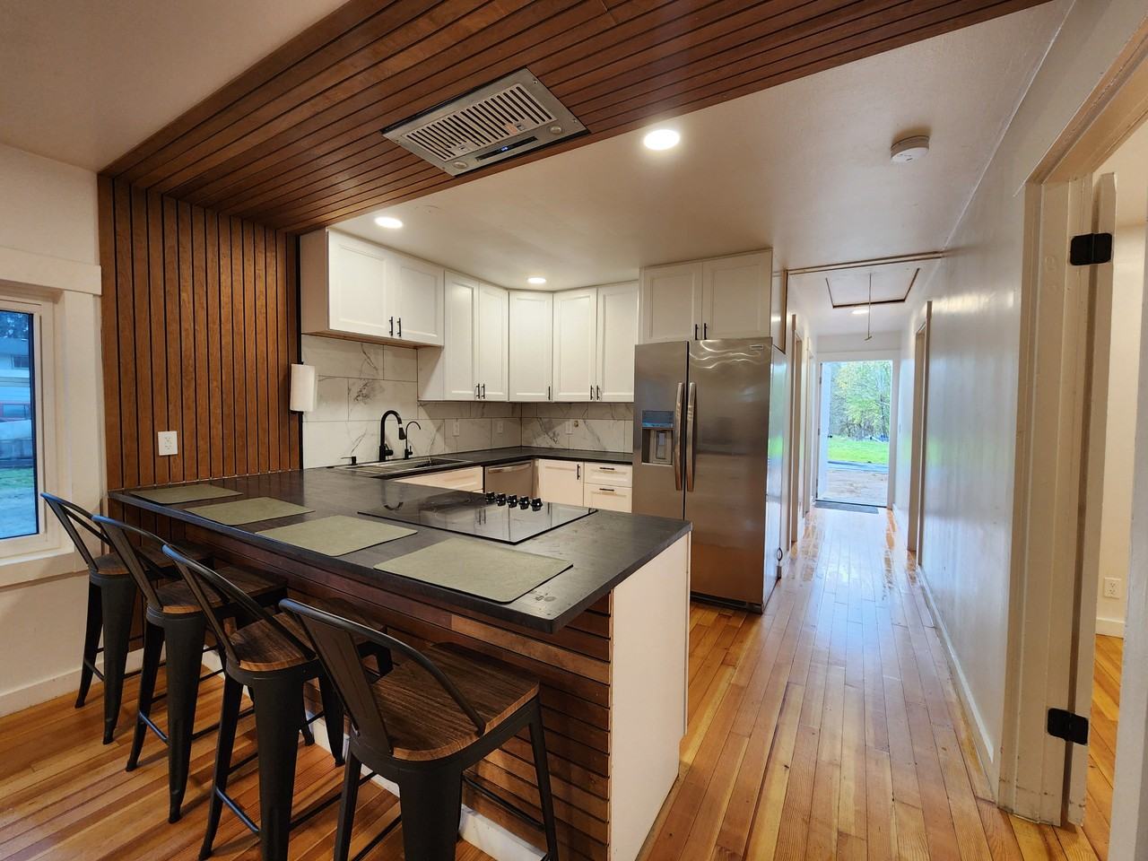 635 Se Ford St #NA - Photo 2 of 18