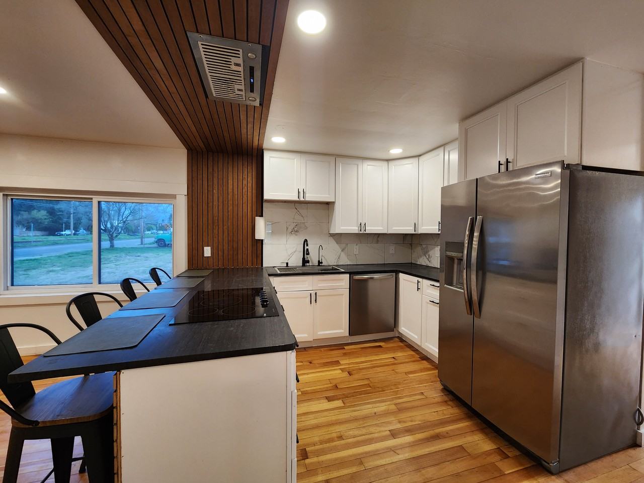 635 Se Ford St #NA - Photo 3 of 18