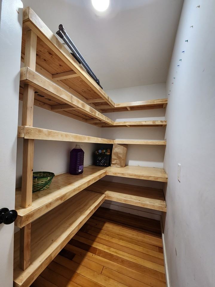 635 Se Ford St #NA - Photo 4 of 18