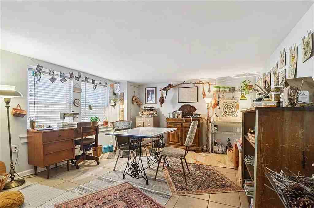 1506 Treasure St #1506 - Photo 3 of 10