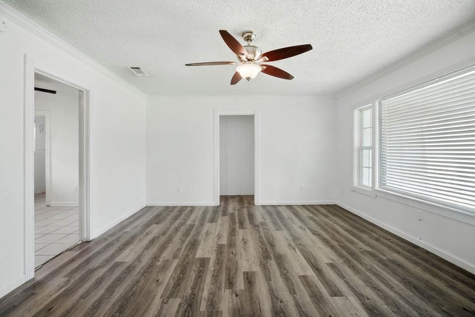 5123 38th St #NA - Photo 7 of 8