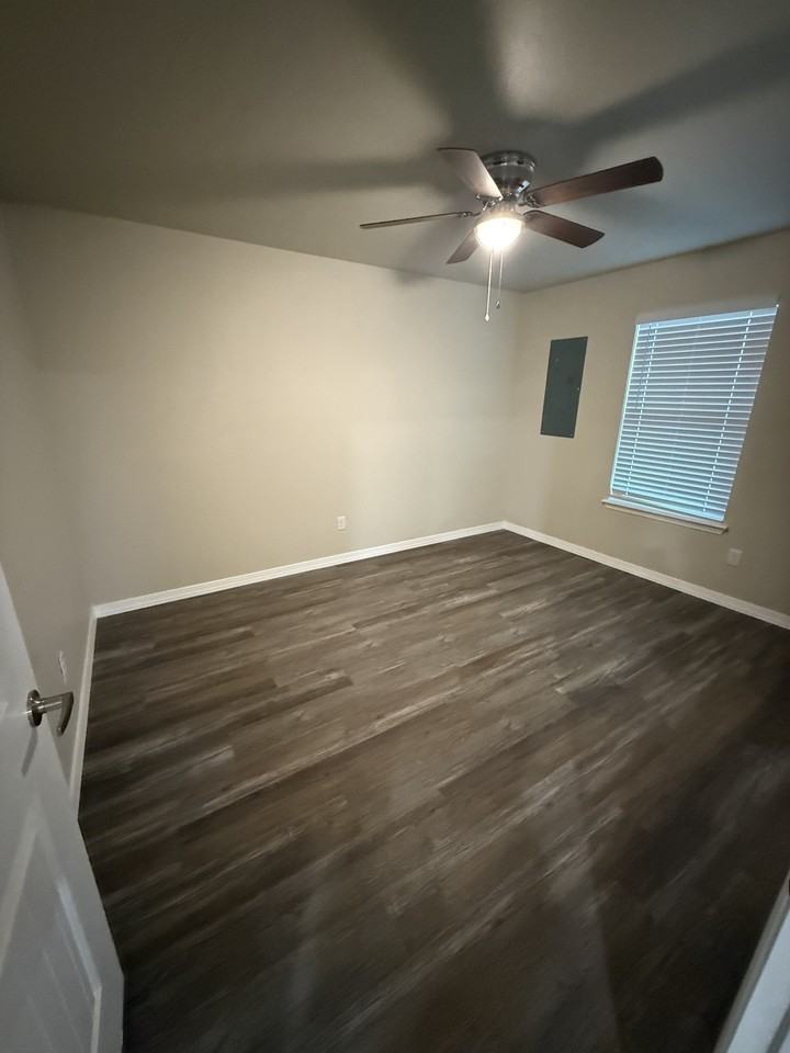 719 N School St #NA - Photo 3 of 12