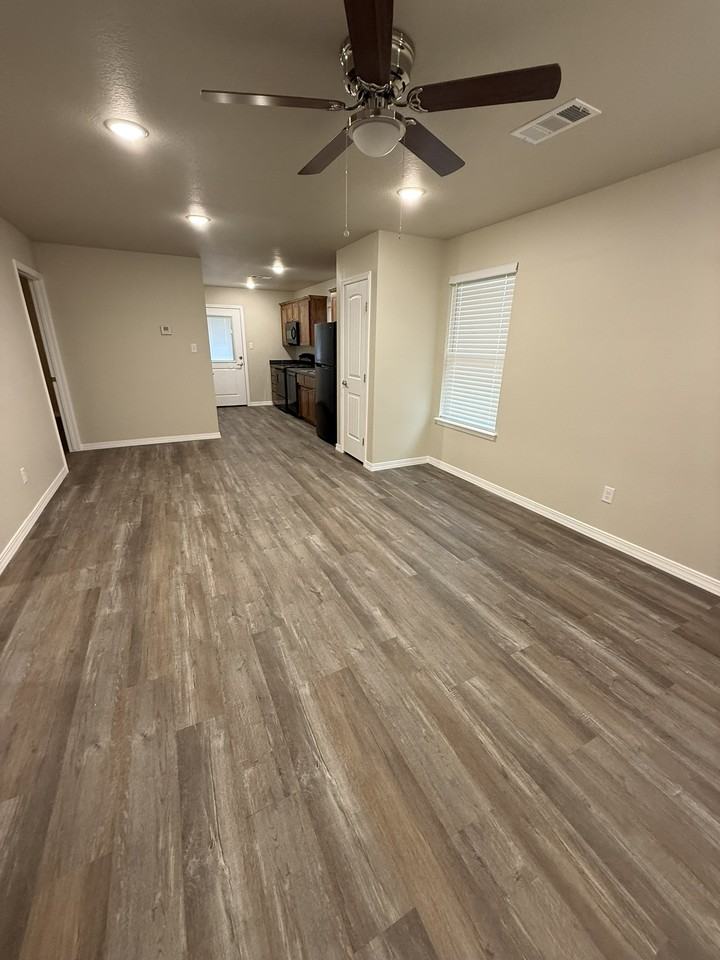 719 N School St #NA - Photo 6 of 12