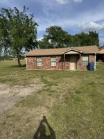 featured image of 1090 N Walnut St #NA