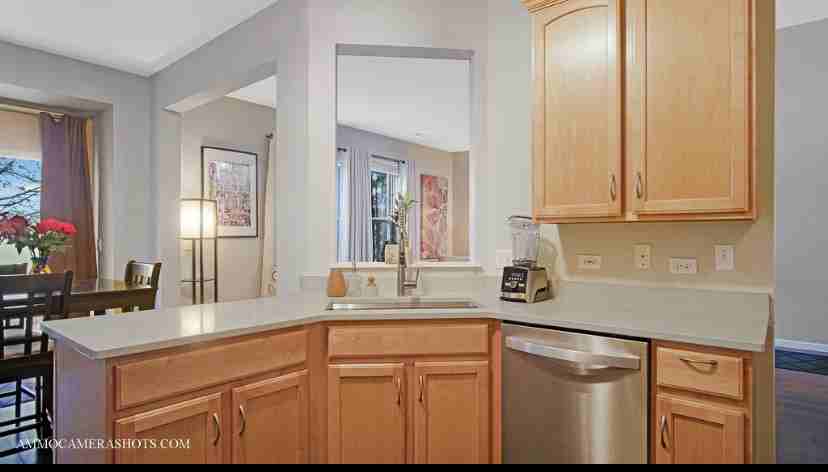 1104 Bromley Ct #B - Photo 3 of 20