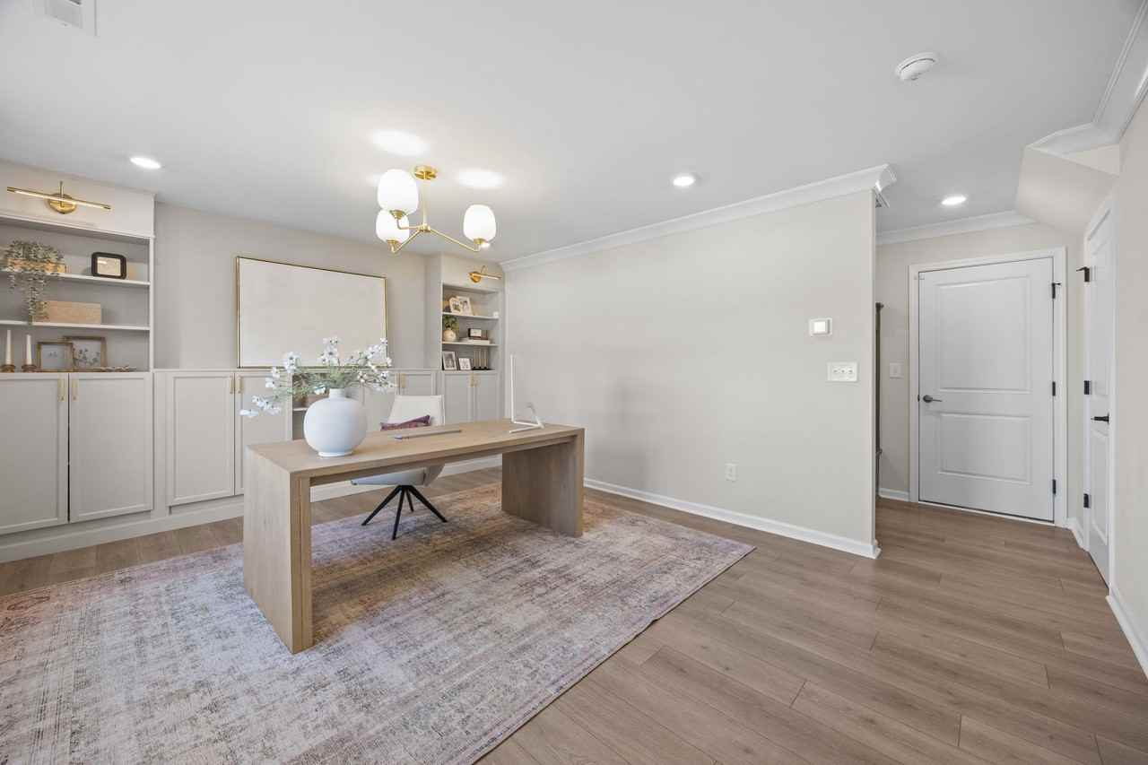 4021 Hidden Oaks Dr - Photo 4 of 21