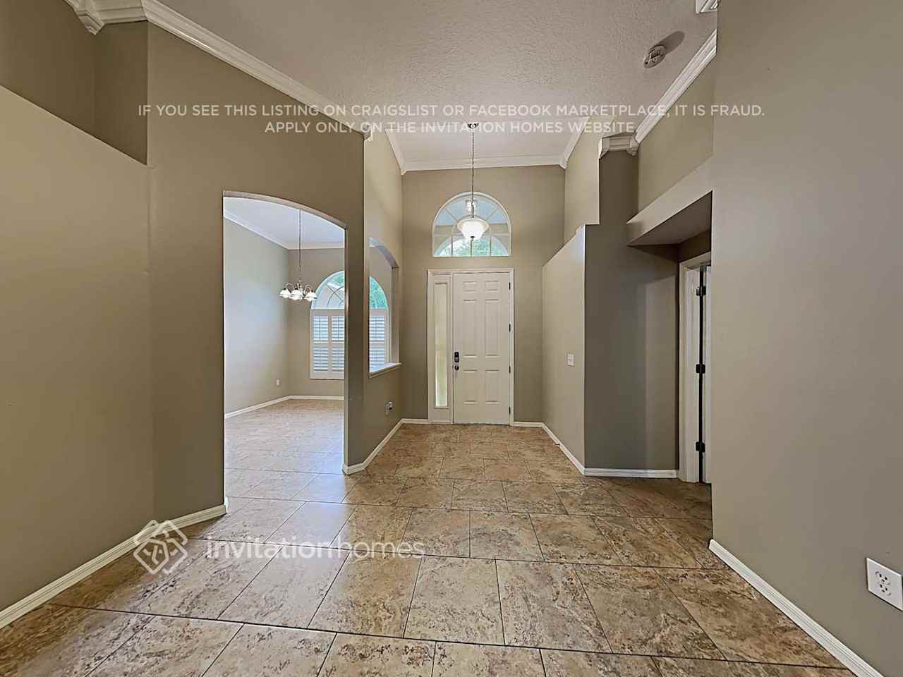 2742 Abbey Grove Dr - Photo 4 of 28