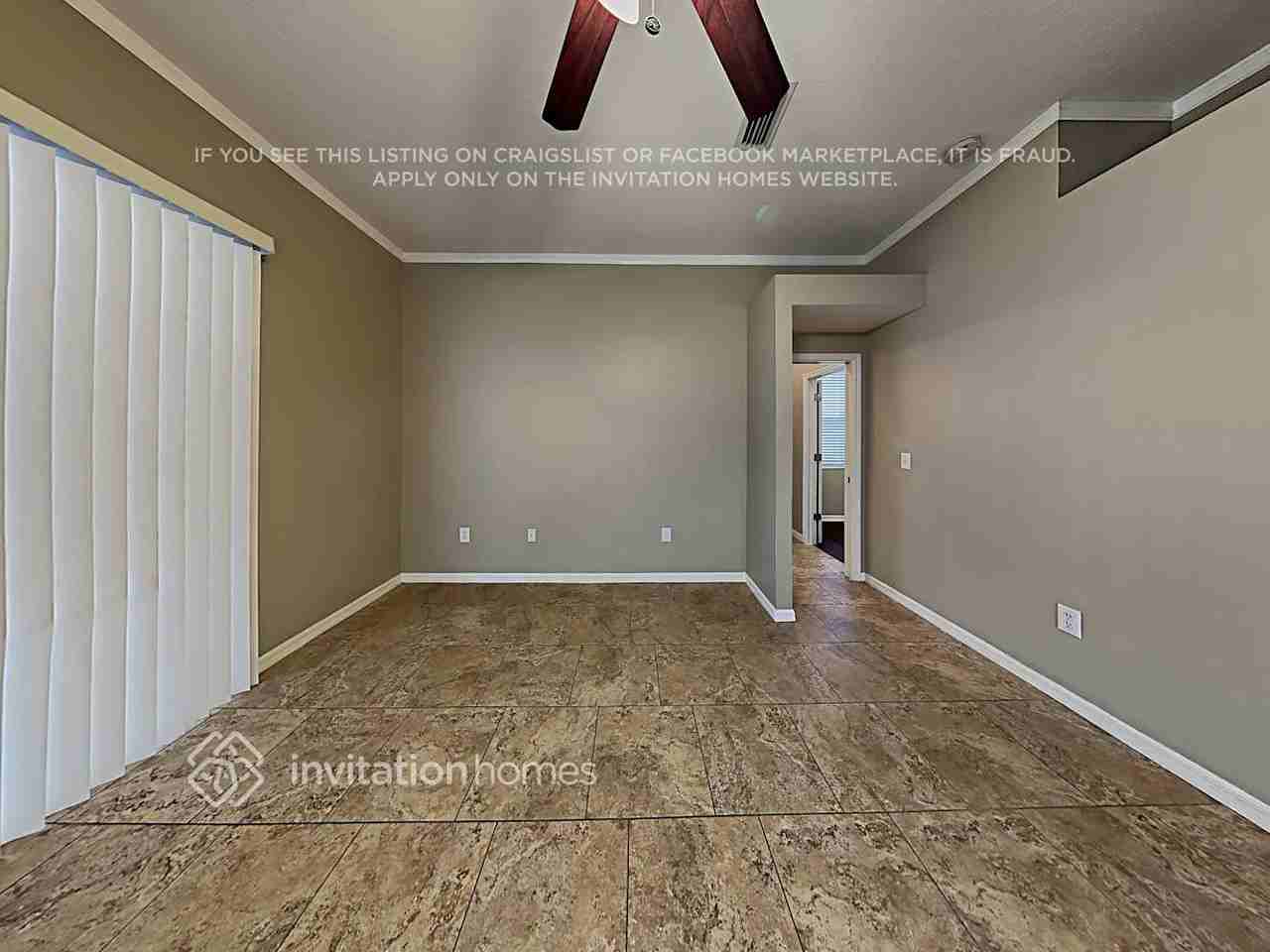 2742 Abbey Grove Dr - Photo 5 of 28