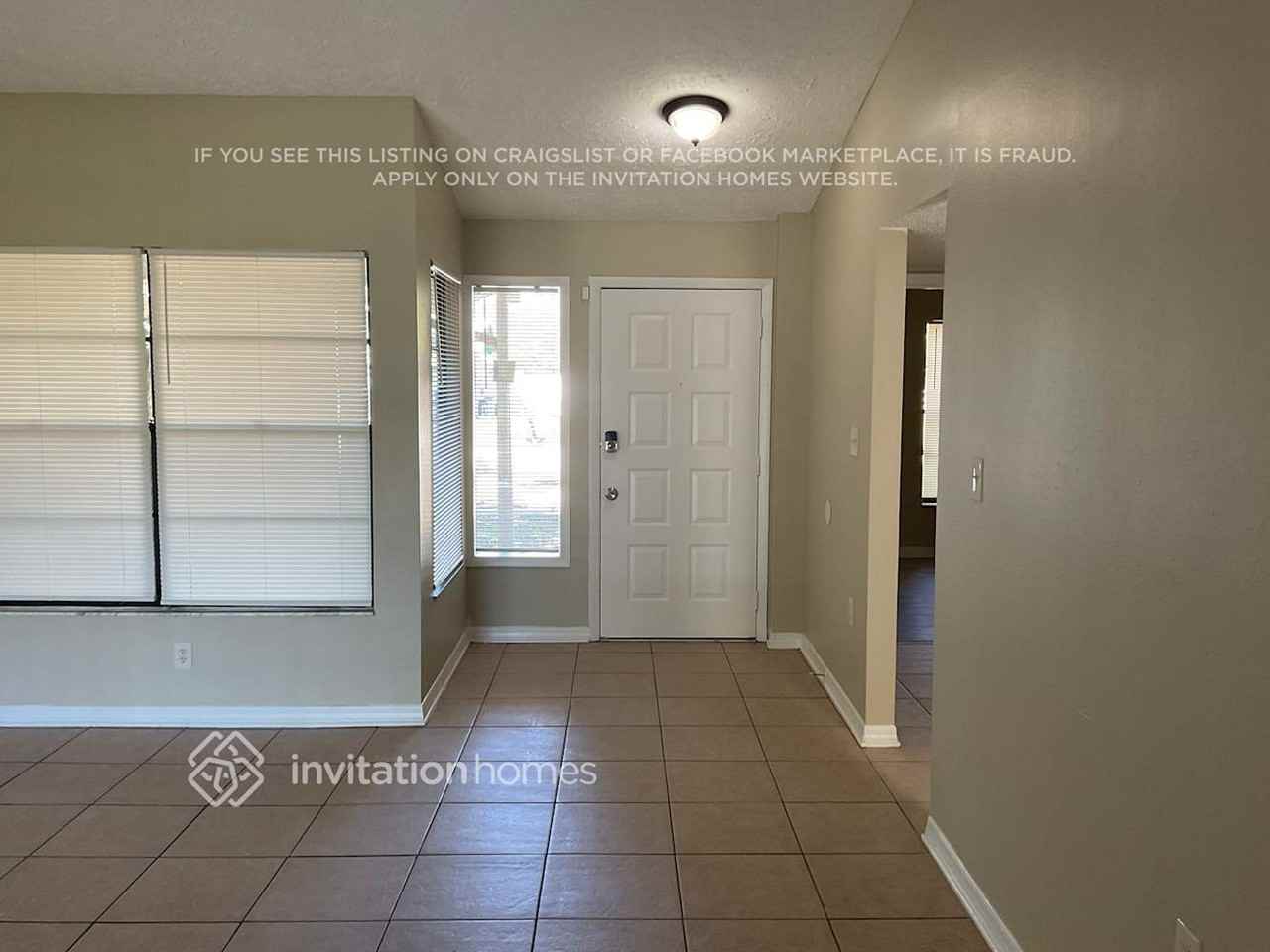 1726 Lake Crest Ave - Photo 2 of 20