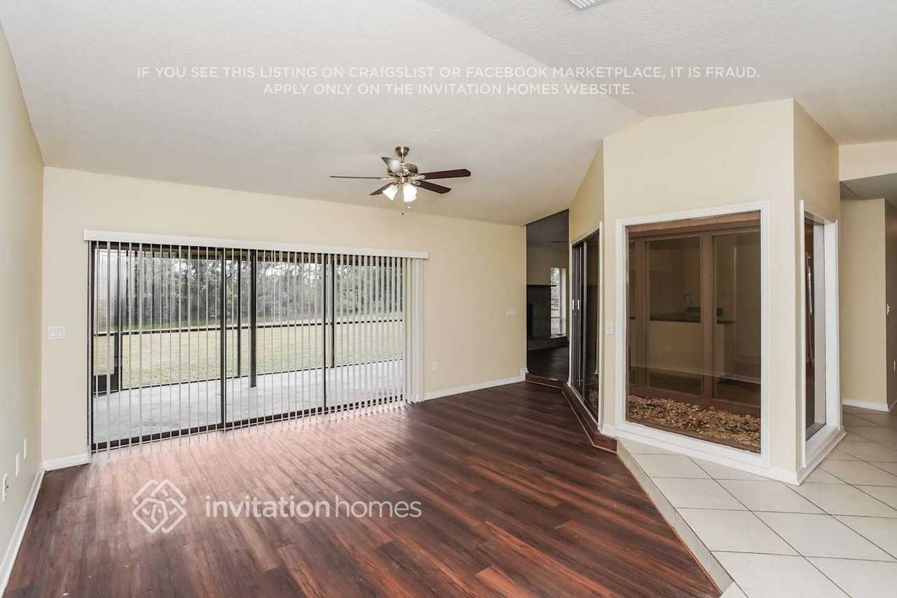 8907 68th Ave E - Photo 3 of 17