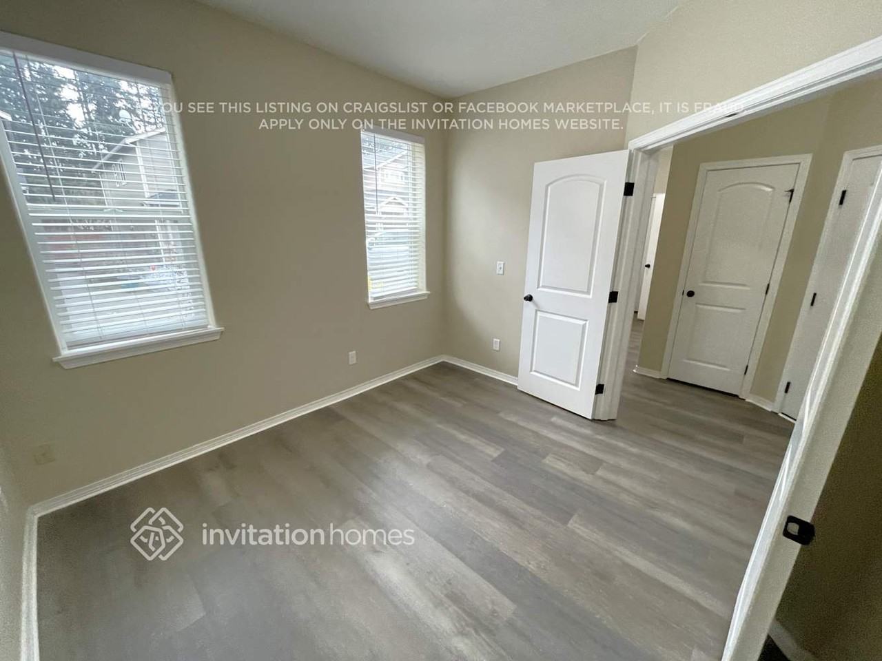 18133 76th Ave E - Photo 4 of 36