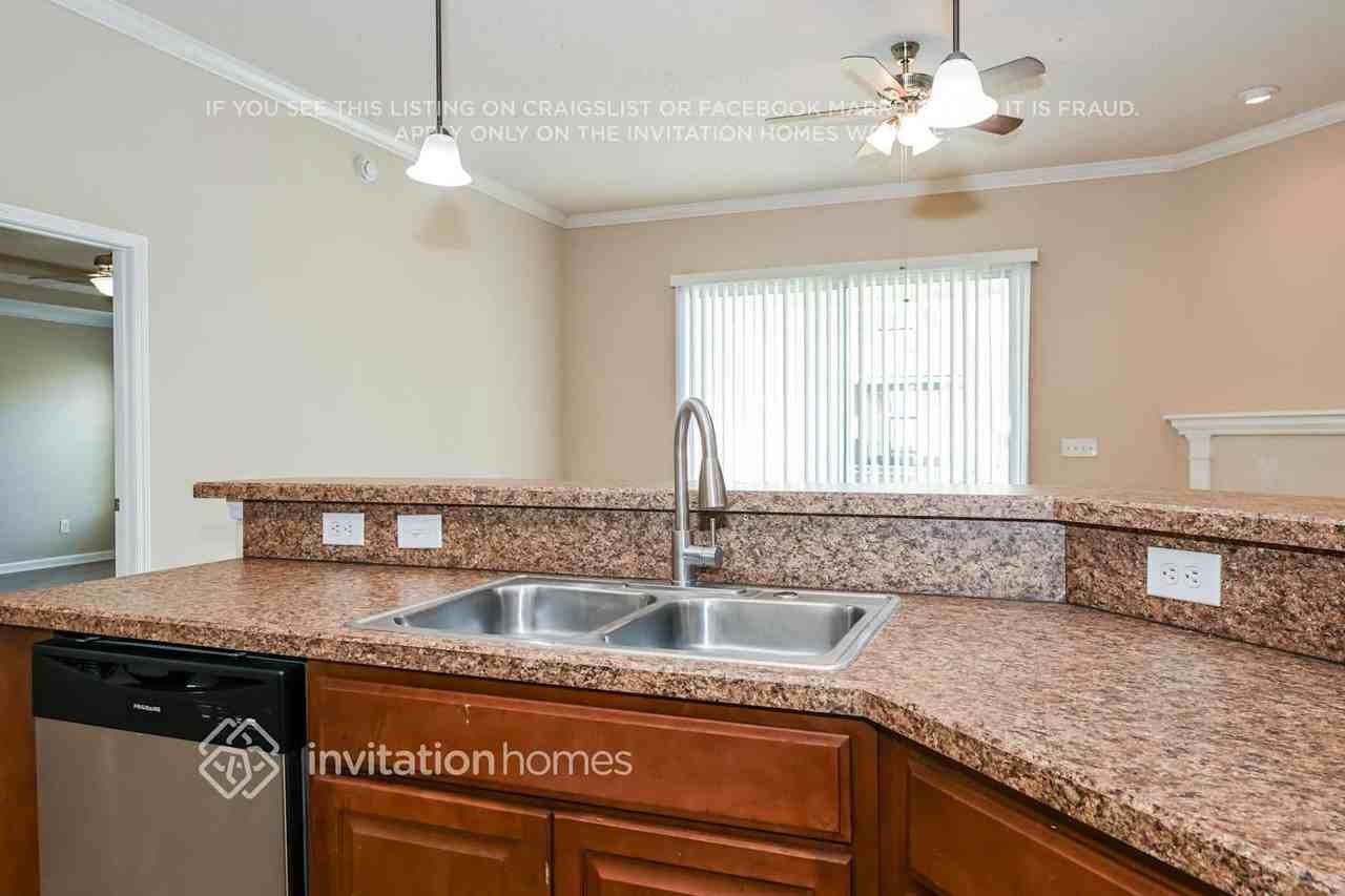 4015 Trail Ridge Rd - Photo 4 of 17