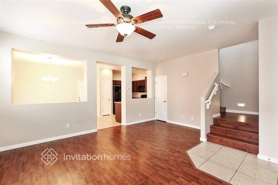 3915 S Napa Ln - Photo 3 of 19