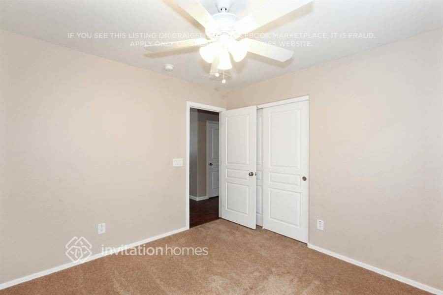 3915 S Napa Ln - Photo 6 of 19