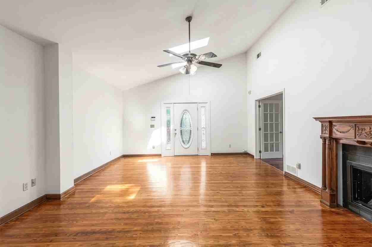 1070 Colquitt Ave Ne #2 - Photo 7 of 25