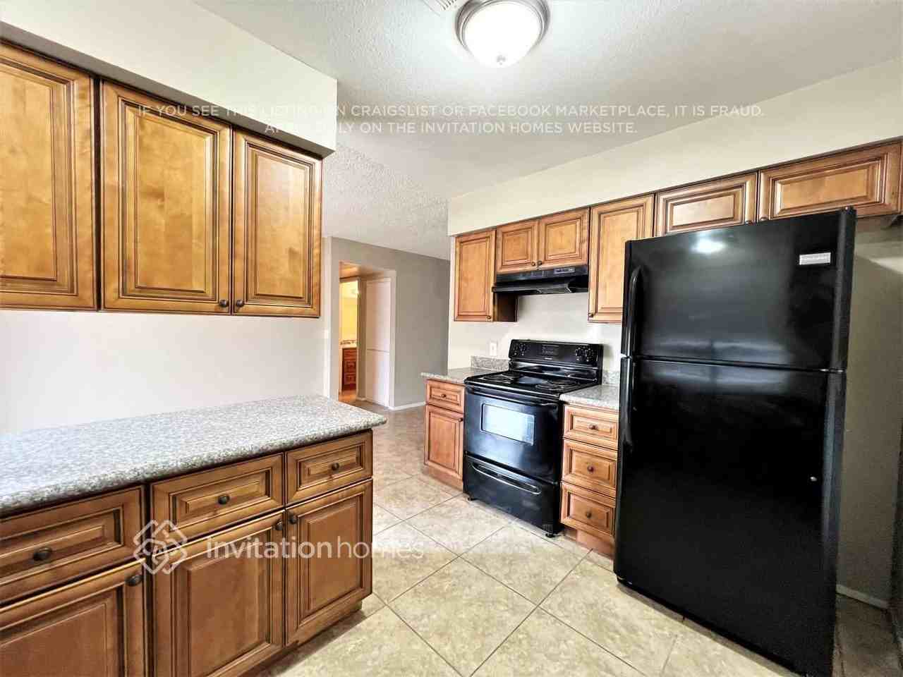 4649 W Hubbell St - Photo 5 of 15