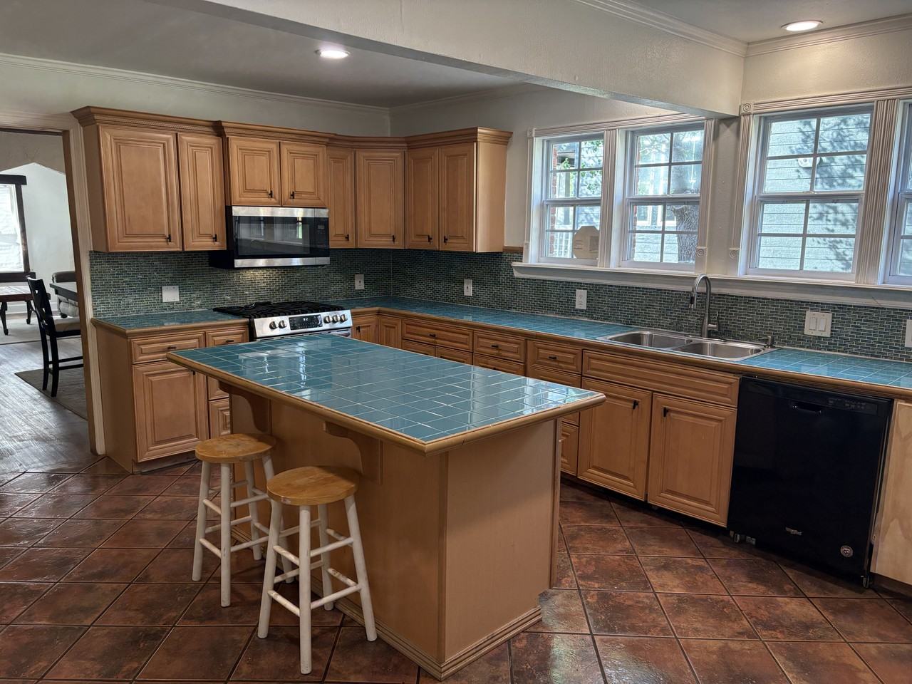 2238 N Denver Blvd #NA - Photo 4 of 33