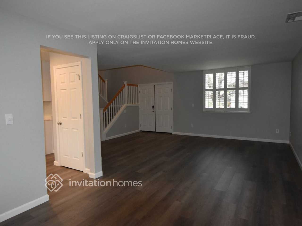 1128 Prewett Ranch Dr - Photo 3 of 13