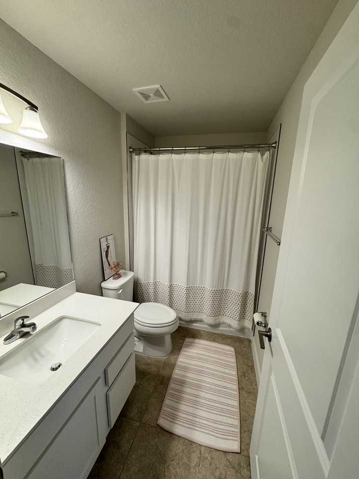 1073 Nw 5th St #1073 - Photo 7 of 10