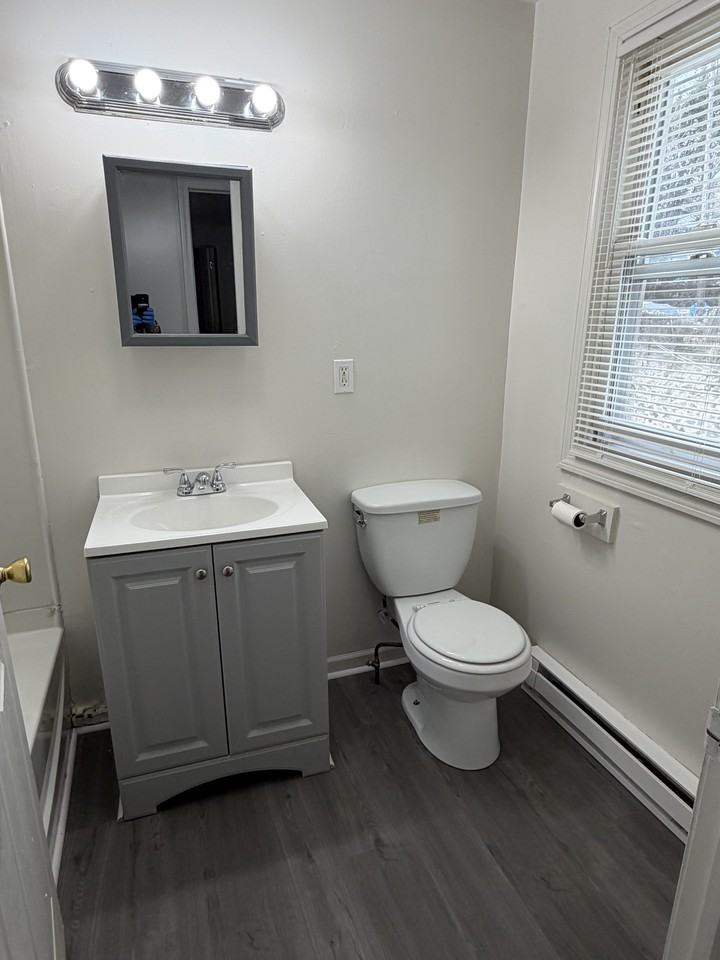 33 Howard St #2ndFL - Photo 6 of 15