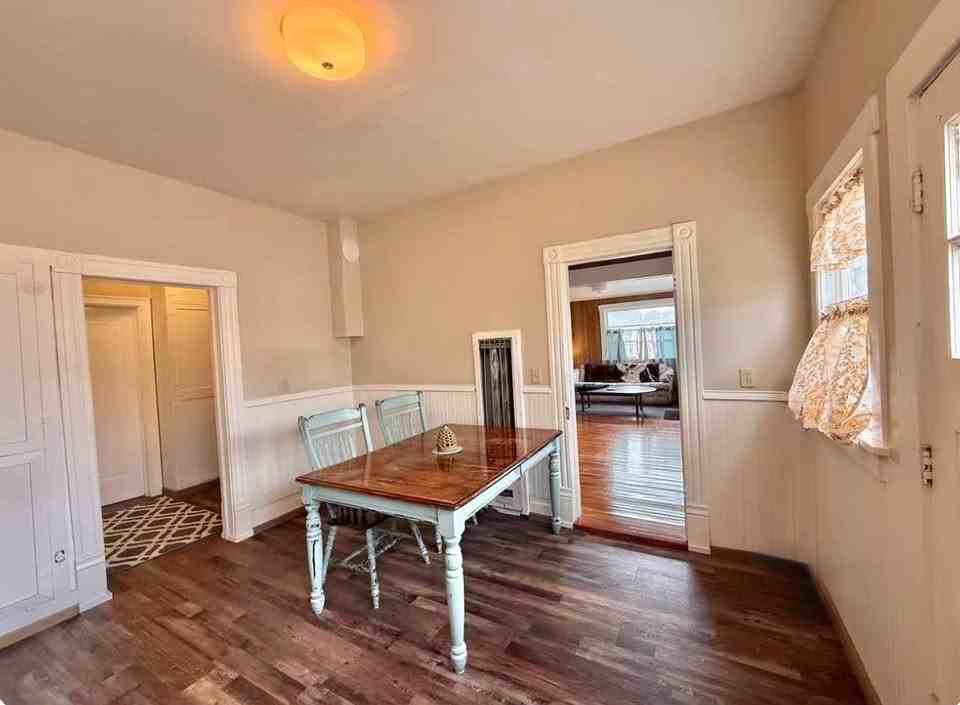 2402 Walnut St #NA - Photo 3 of 10