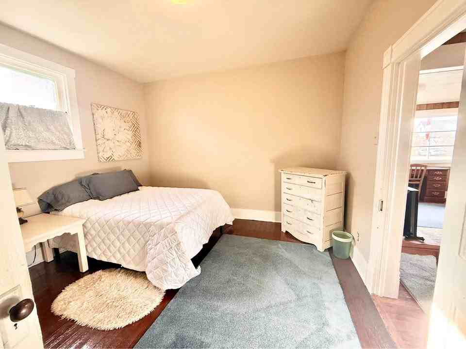 2402 Walnut St #NA - Photo 4 of 10