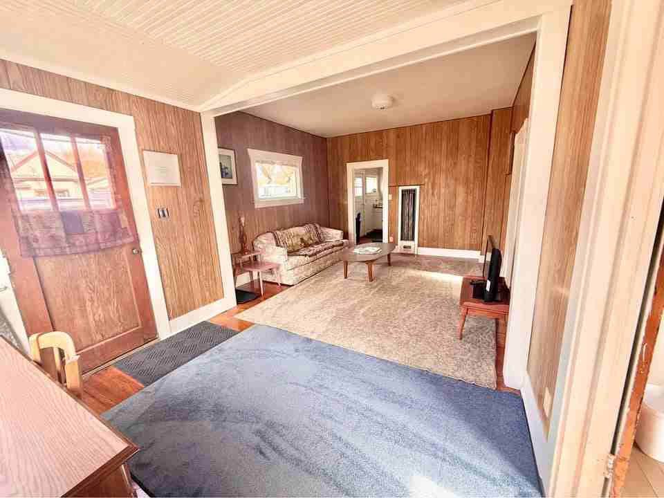 2402 Walnut St #NA - Photo 5 of 10