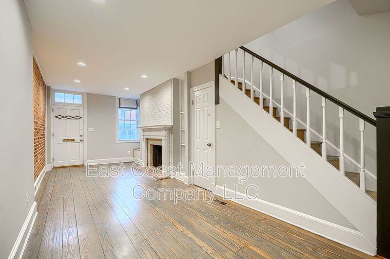 724 S Hanover St - Photo 7 of 27