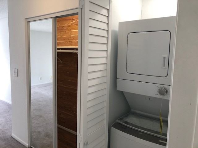 5320 Whitsett Ave #10 - Photo 2 of 32