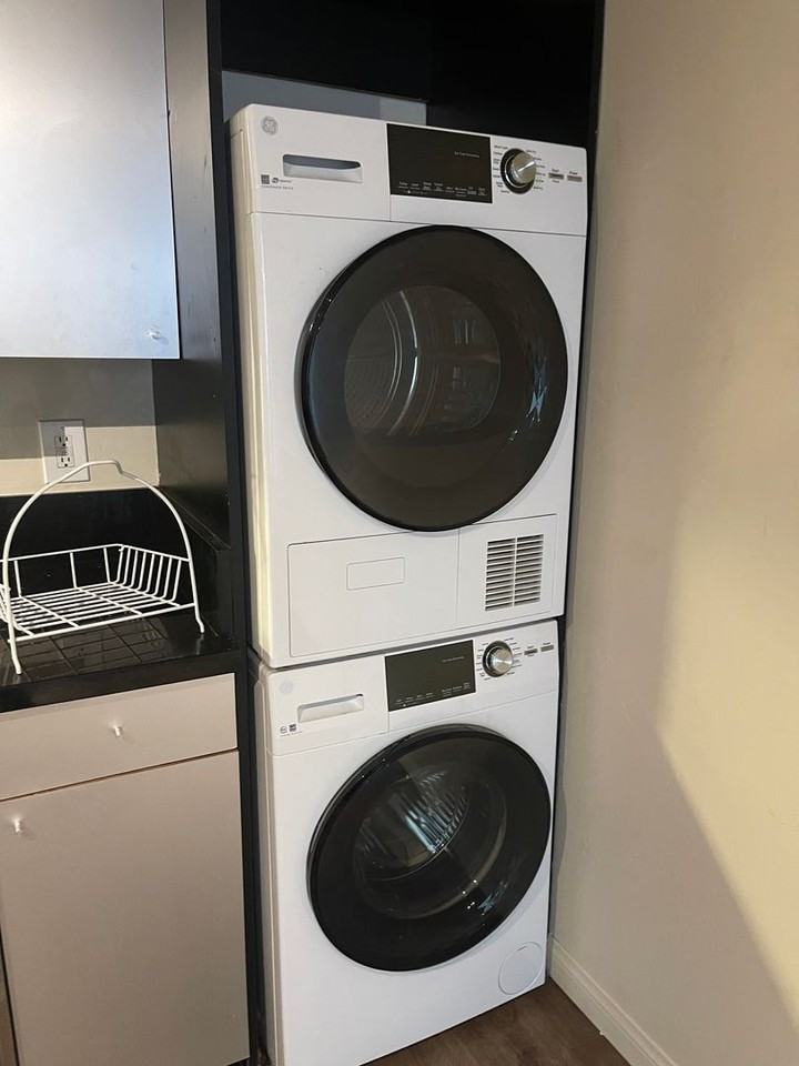 The Billboard Loft Apartments - Photo 2 of 28