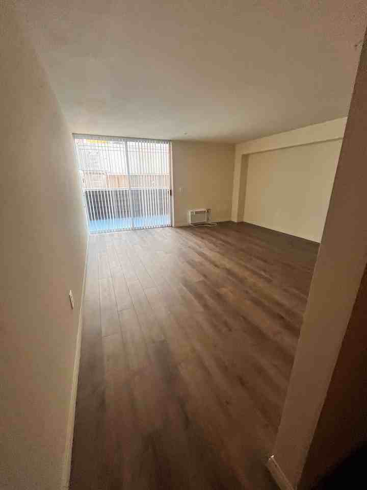 The Billboard Loft Apartments - Photo 6 of 28