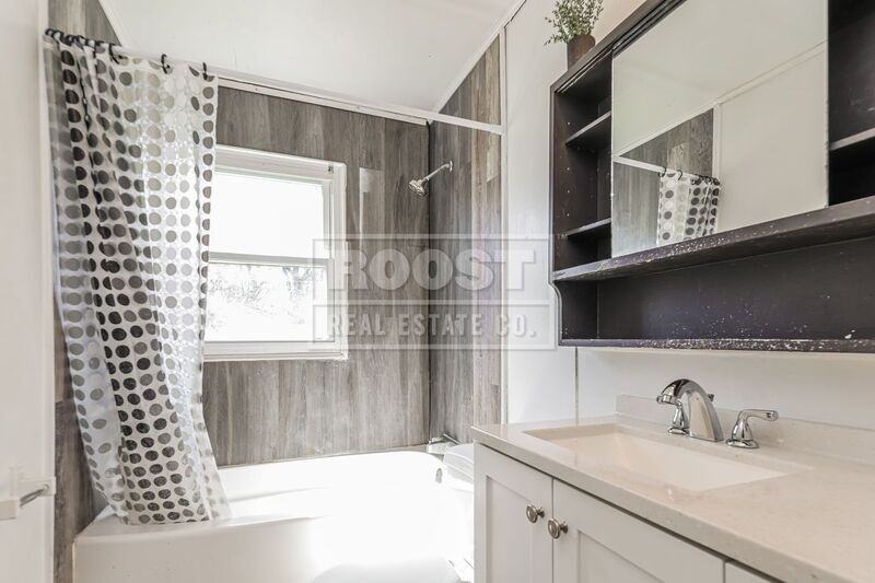 1016 Heard Ave - Photo 5 of 10