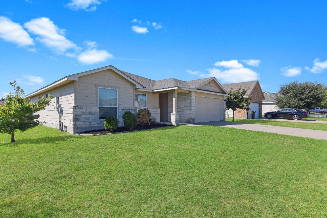 5206 Ranch Meadow St #NA - Photo 3 of 20