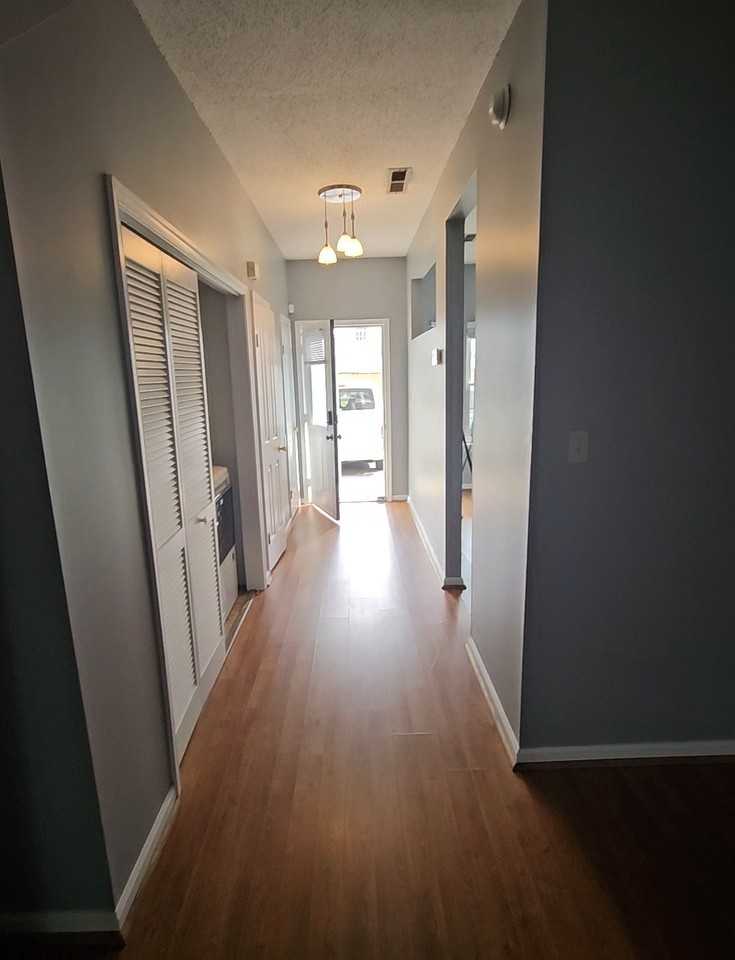 1547 Heritage Ave #NA - Photo 7 of 21