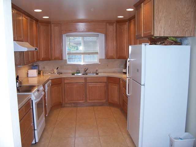 920 Gregory Pl #NA - Photo 2 of 12