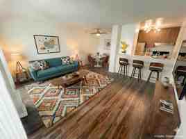 featured image of 5132 White Oak Ave