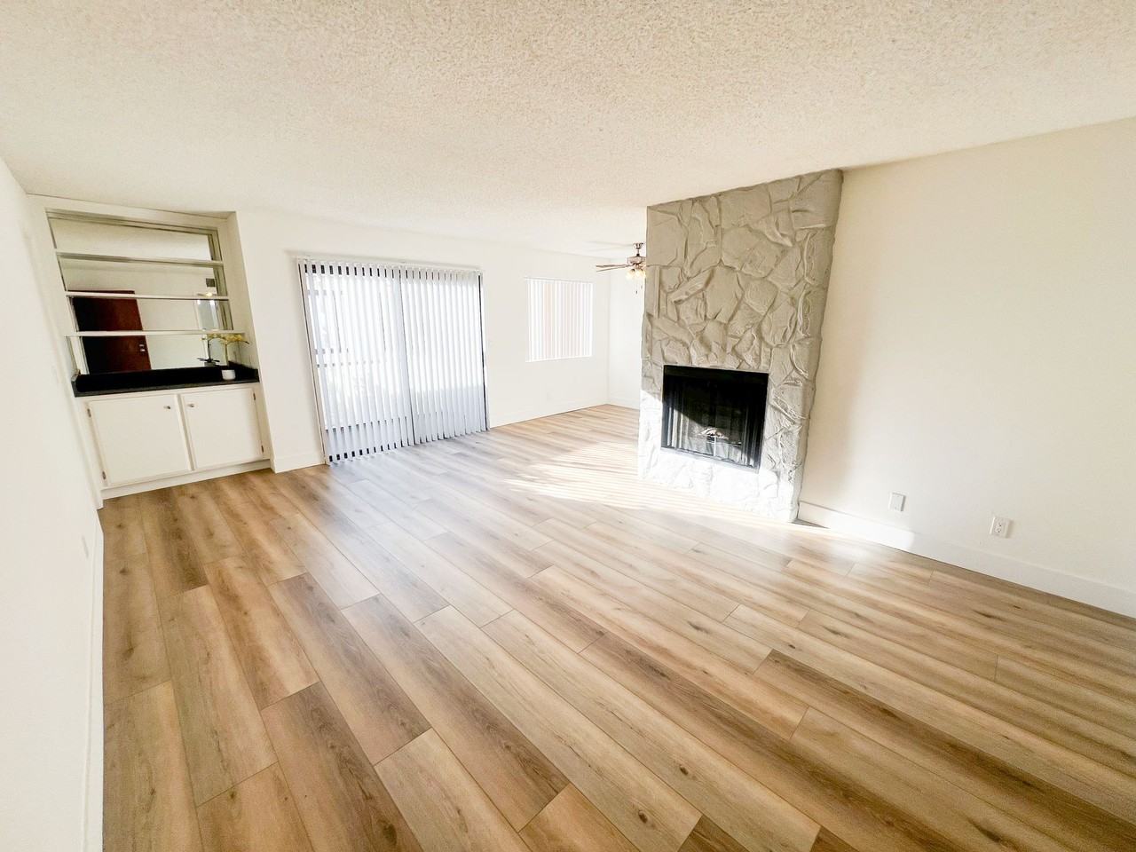 11825 Magnolia Apartments - Photo 2 of 14