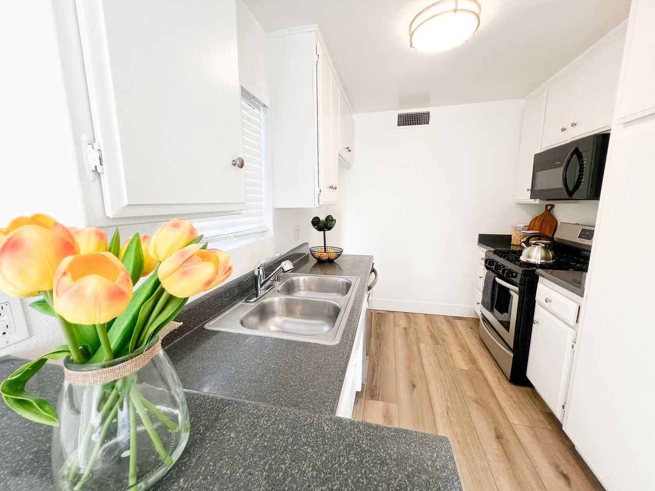 11825 Magnolia Apartments - Photo 5 of 14