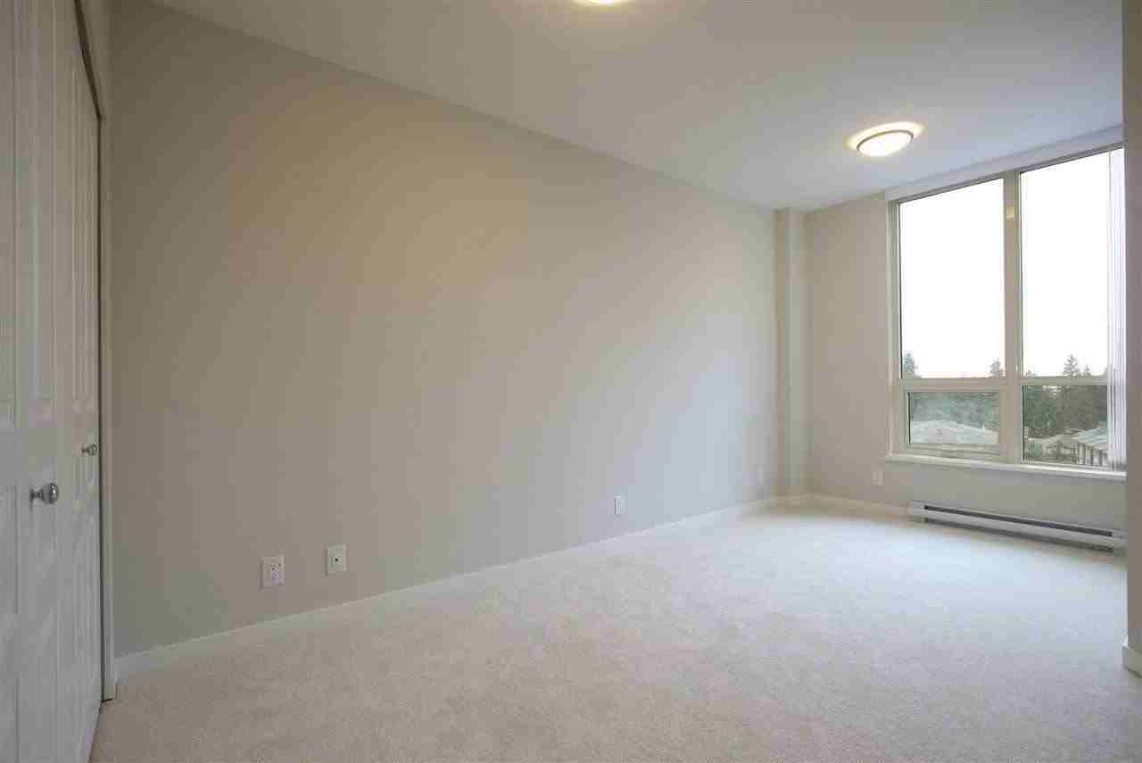 3093 Windsor Gate - Photo 3 of 9